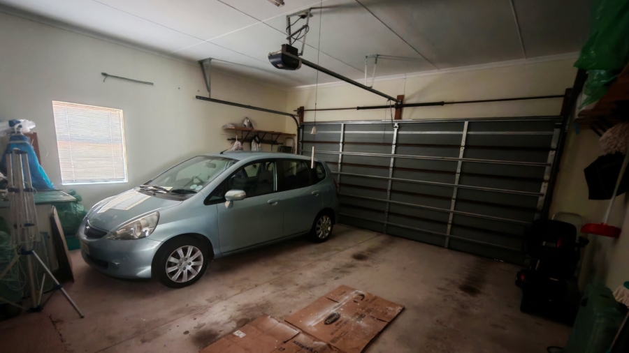 3 Bedroom Property for Sale in Reebok Western Cape